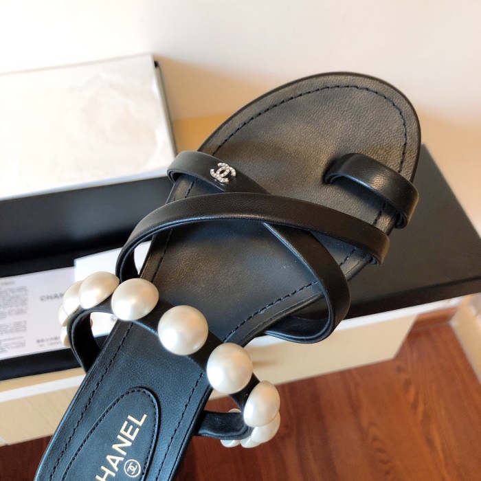 Flat leather sandals slippers , size 34-40 ,with box, SS60-1452-1453