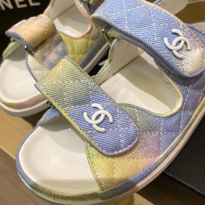Flat leather sandals slippers , size 34-40 ,with box, SS60-1462
