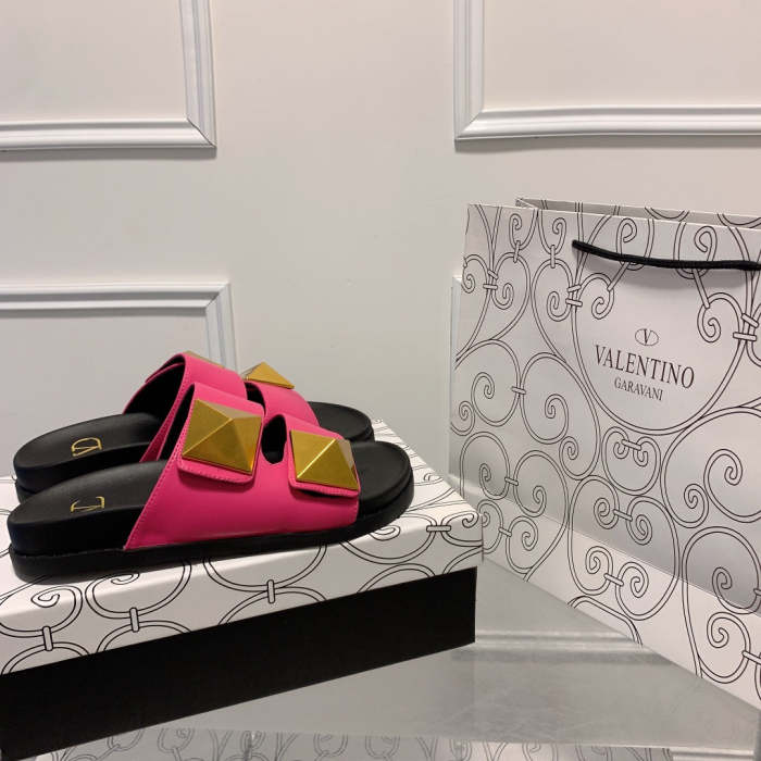 Flat leather sandals slippers , size 34-41 ,with box, SS60-1485-1486