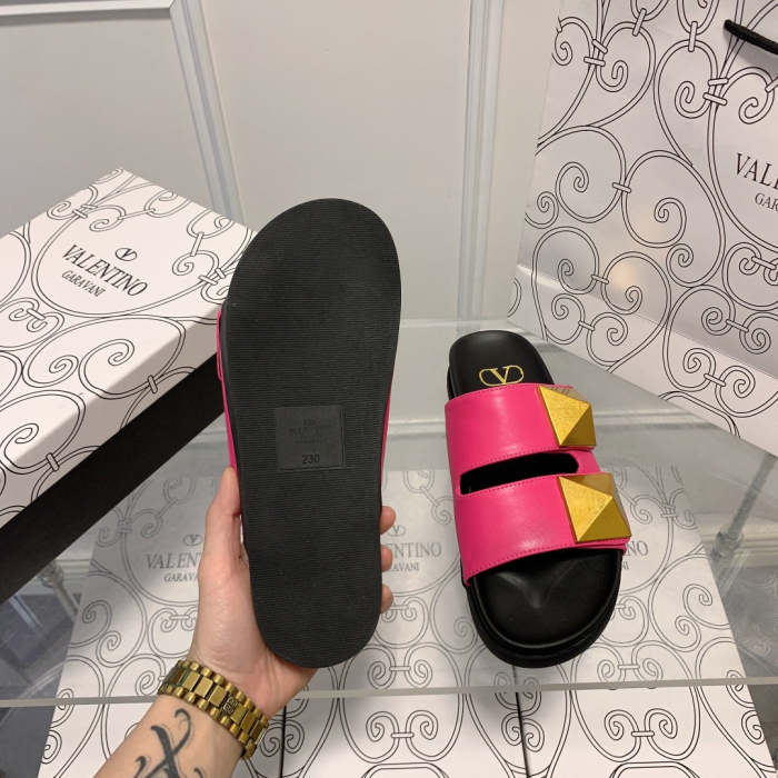Flat leather sandals slippers , size 34-41 ,with box, SS60-1485-1486
