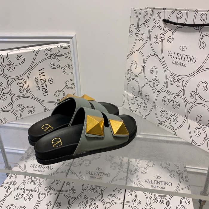 Flat leather sandals slippers , size 34-41 ,with box, SS60-1481-1482
