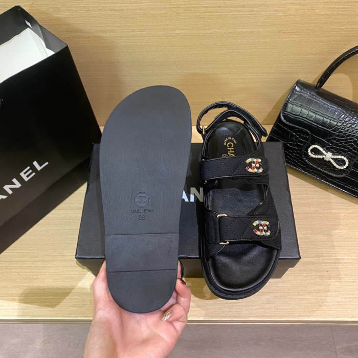Flat leather sandals slippers , size 34-40 ,with box, SS60-1468