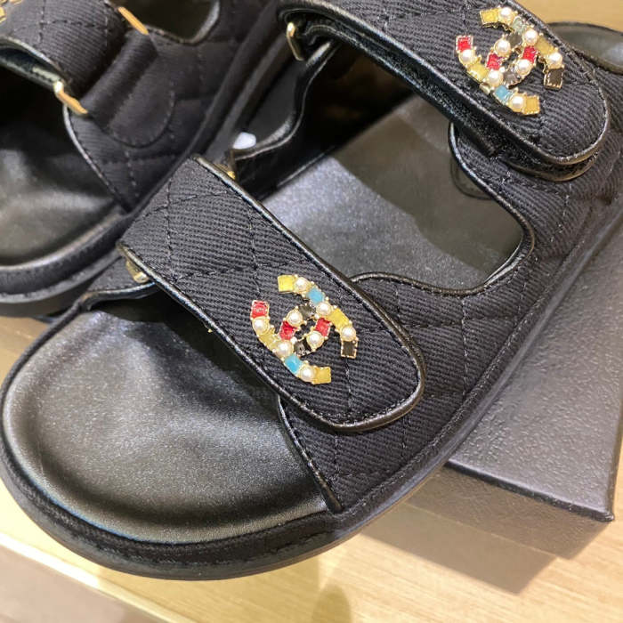 Flat leather sandals slippers , size 34-40 ,with box, SS60-1468