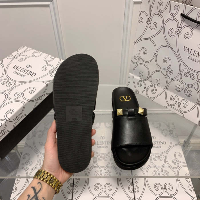 Flat leather sandals slippers , size 34-41 ,with box, SS60-1487-1488