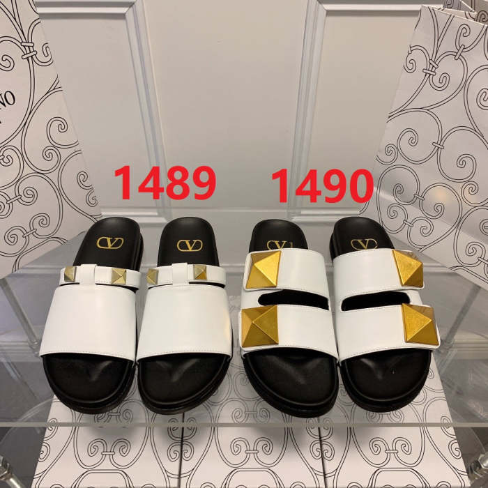 Flat leather sandals slippers , size 34-41 ,with box, SS60-1489-1490