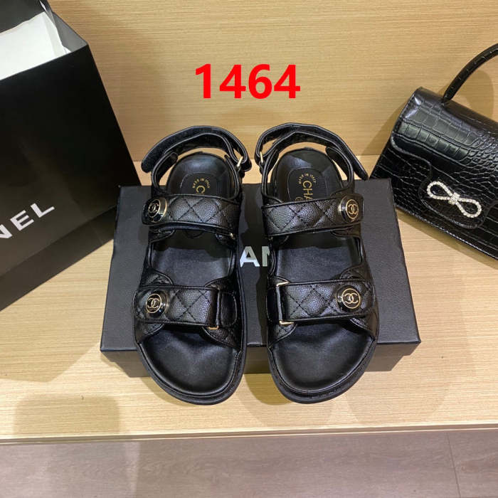 Flat leather sandals slippers , size 34-40 ,with box, SS60-1464