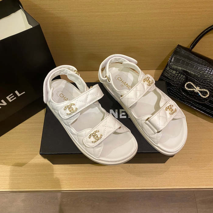 Flat leather sandals slippers , size 34-40 ,with box, SS60-1466