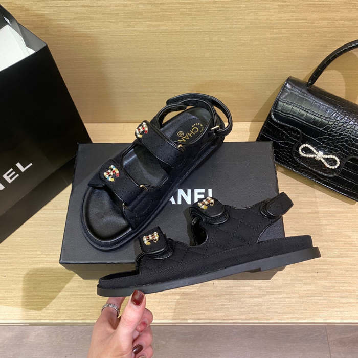 Flat leather sandals slippers , size 34-40 ,with box, SS60-1468