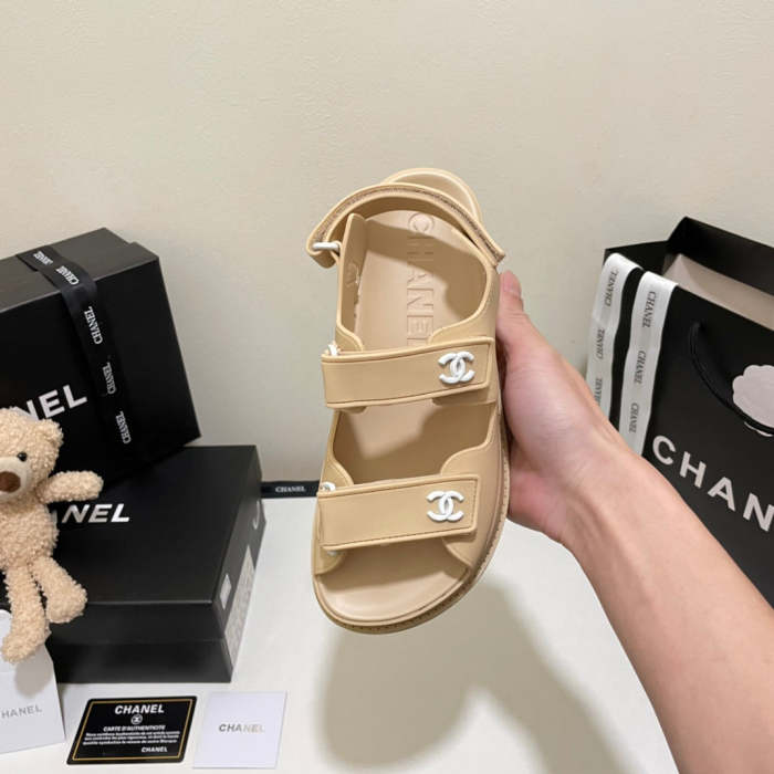 Flat leather sandals slippers , size 35-40 ,with box, SS50-944