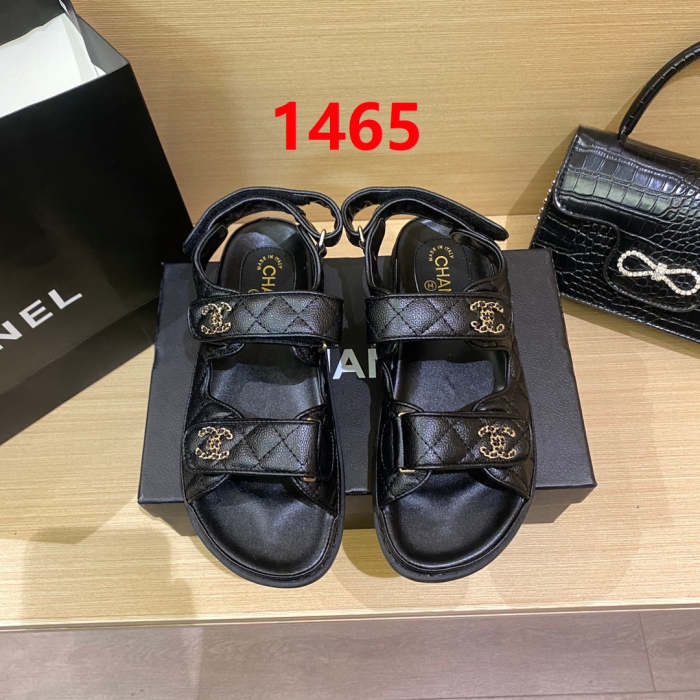 Flat leather sandals slippers , size 34-40 ,with box, SS60-1465
