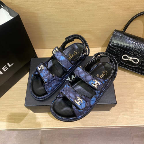 Flat leather sandals slippers , size 34-40 ,with box, SS60-1469