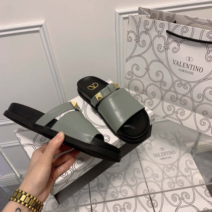 Flat leather sandals slippers , size 34-41 ,with box, SS60-1481-1482