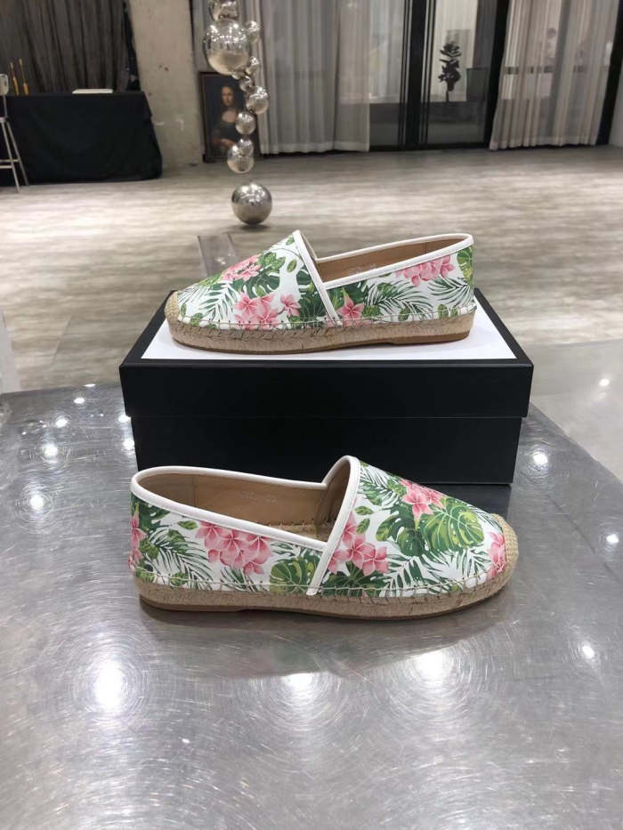 Women flat shoes ,size 35-41 ,with box, SS60-1510