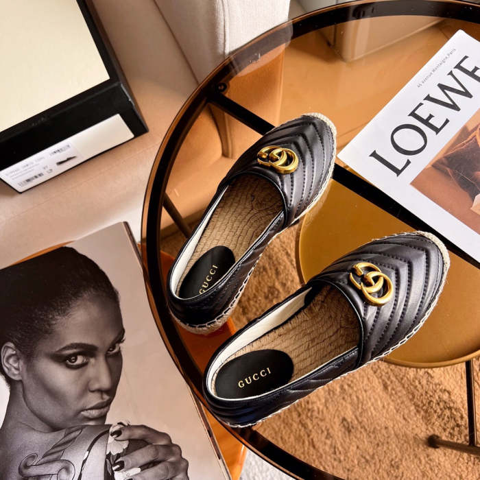 Women flat shoes ,size 35-40 ,with box, SS60-1516-1517