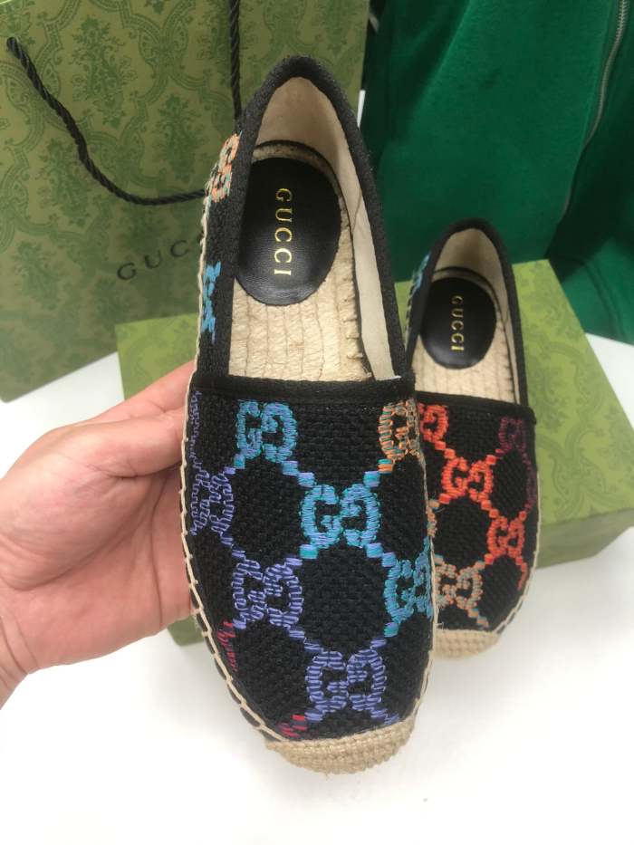 Women flat shoes ,size 35-41 ,with box, SS60-1520