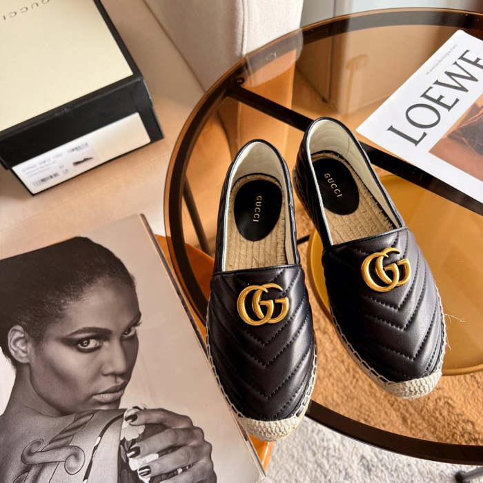 Women flat shoes ,size 35-40 ,with box, SS60-1516-1517