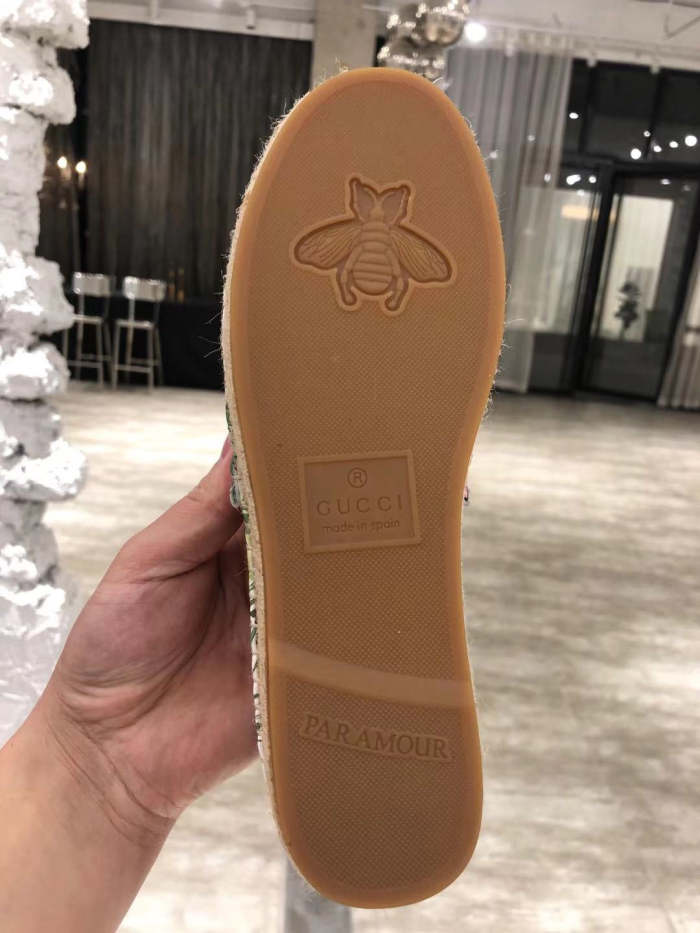 Women flat shoes ,size 35-41 ,with box, SS60-1510