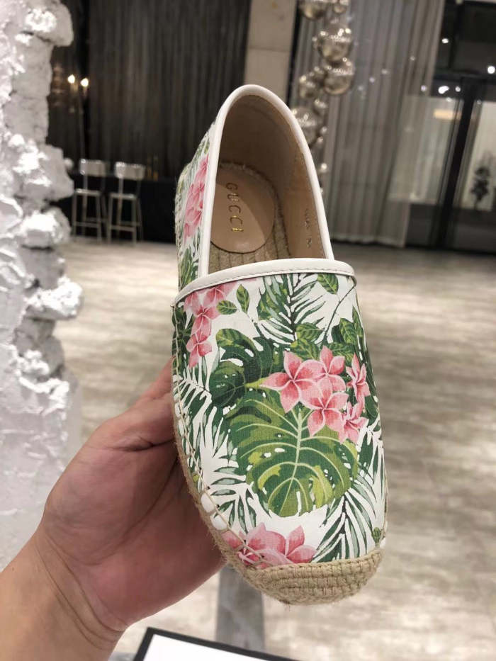Women flat shoes ,size 35-41 ,with box, SS60-1510