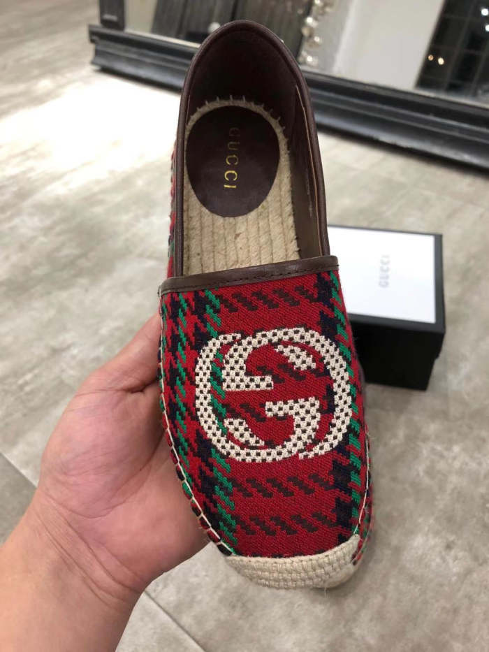 Women flat shoes ,size 35-41 ,with box, SS60-1508