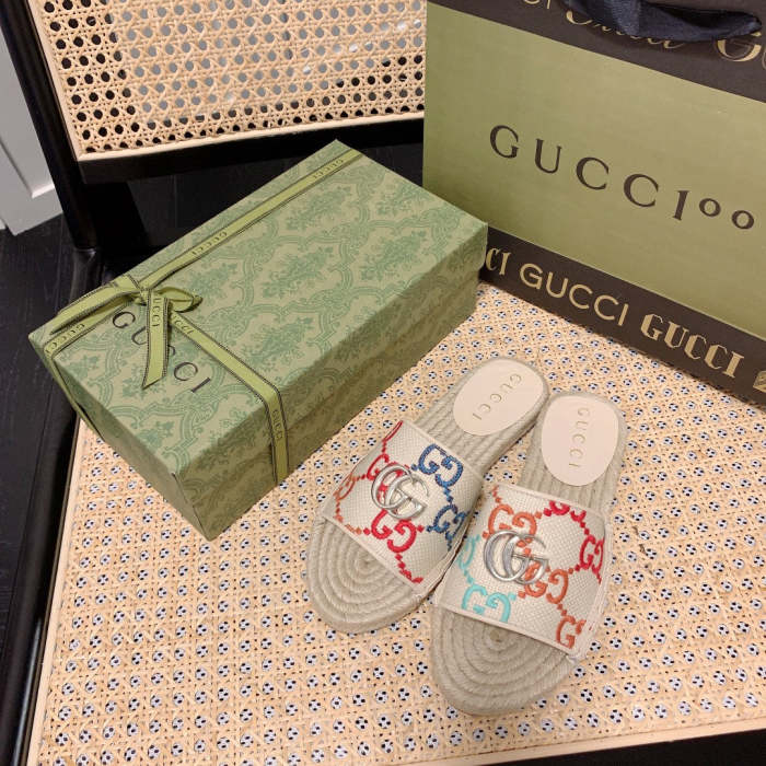 Flat sandals slippers , size 34-40 ,with box, SS60-1521-1523