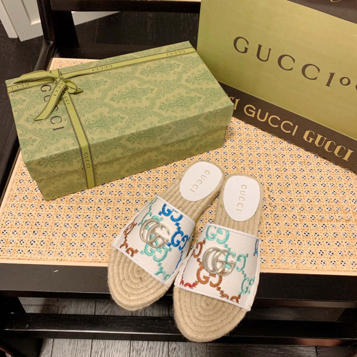 Flat sandals slippers , size 34-40 ,with box, SS60-1521-1523