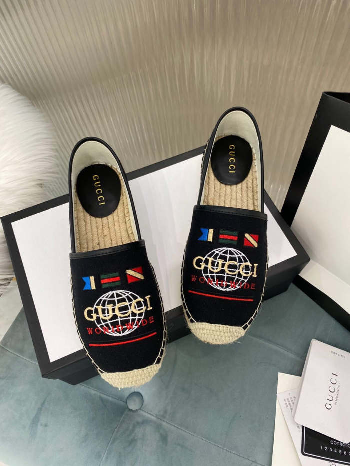 Women flat shoes ,size 35-41 ,with box, SS60-1518