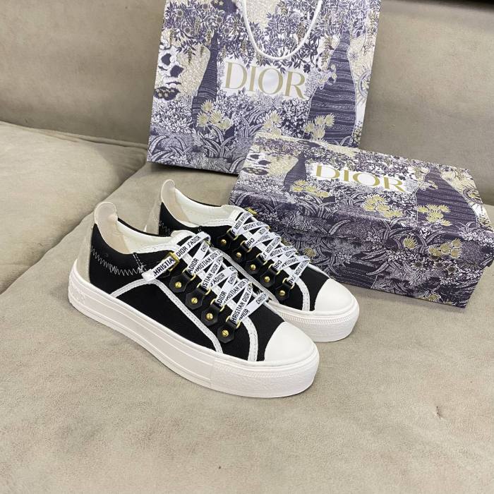 women flat sneakers shoes, size 35-40 with box , SS70-1287-1288