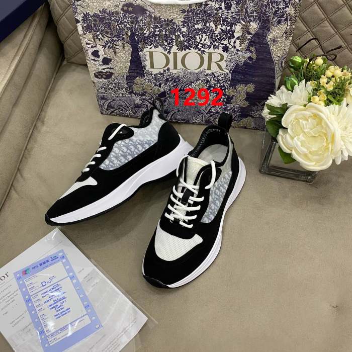 women flat sneakers shoes, size 34-40 with box , SS70-1292