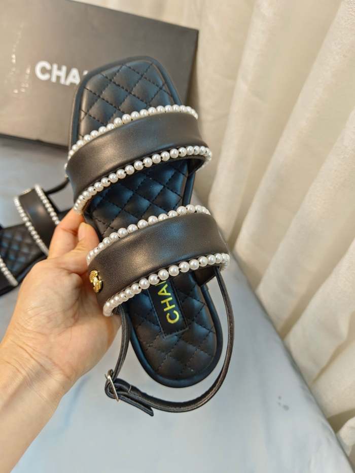 Flat leather sandals slippers , size 35-40 ,with box, SS70-1281-1282