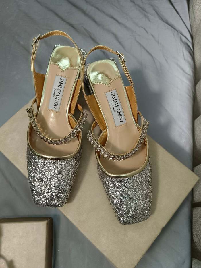 Flat leather sandals slippers , size 34-40 ,with box, SS70-1283
