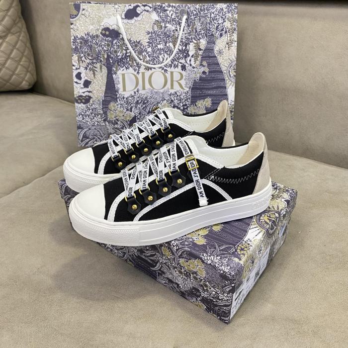 women flat sneakers shoes, size 35-40 with box , SS70-1287-1288
