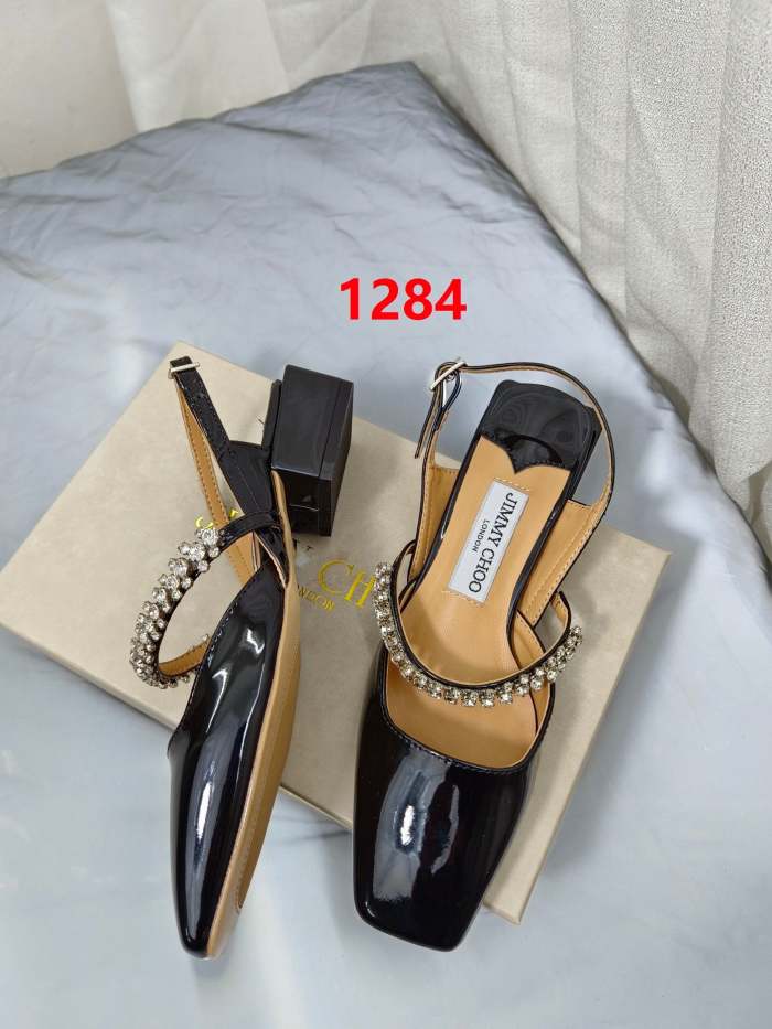Flat leather sandals slippers , size 34-40 ,with box, SS70-1284