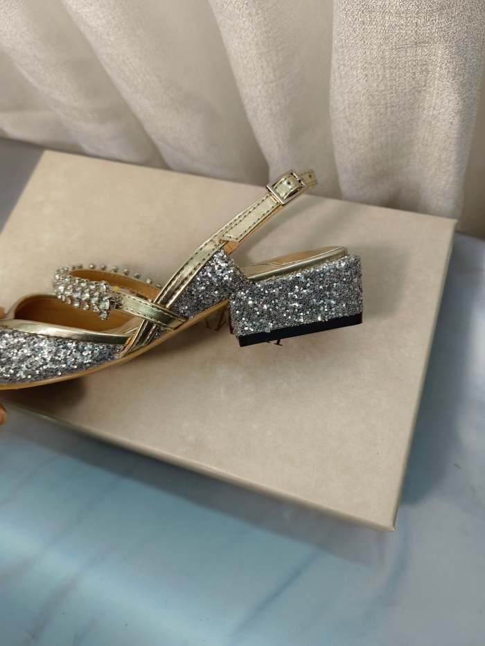 Flat leather sandals slippers , size 34-40 ,with box, SS70-1283