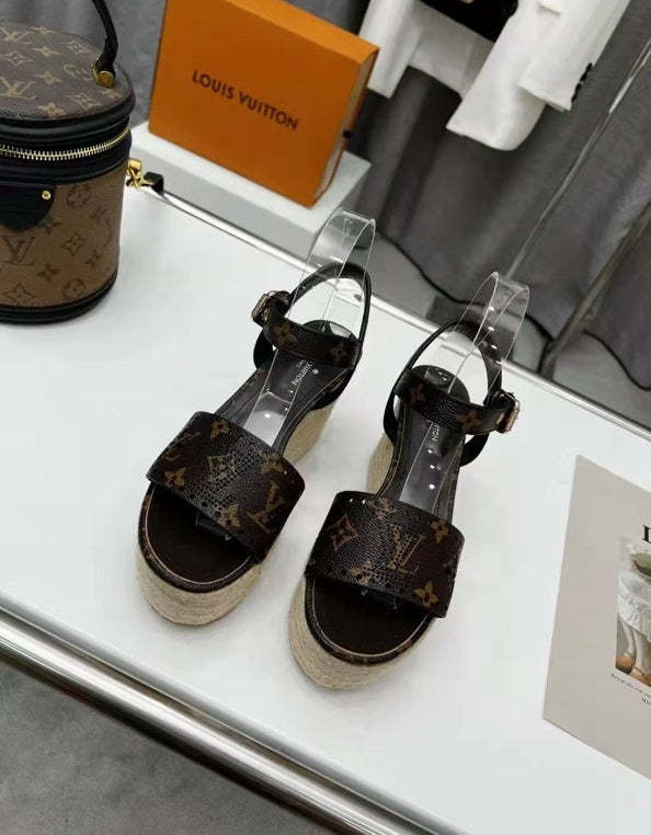women heel shoes,size 35-42, with box, SS88-462-465