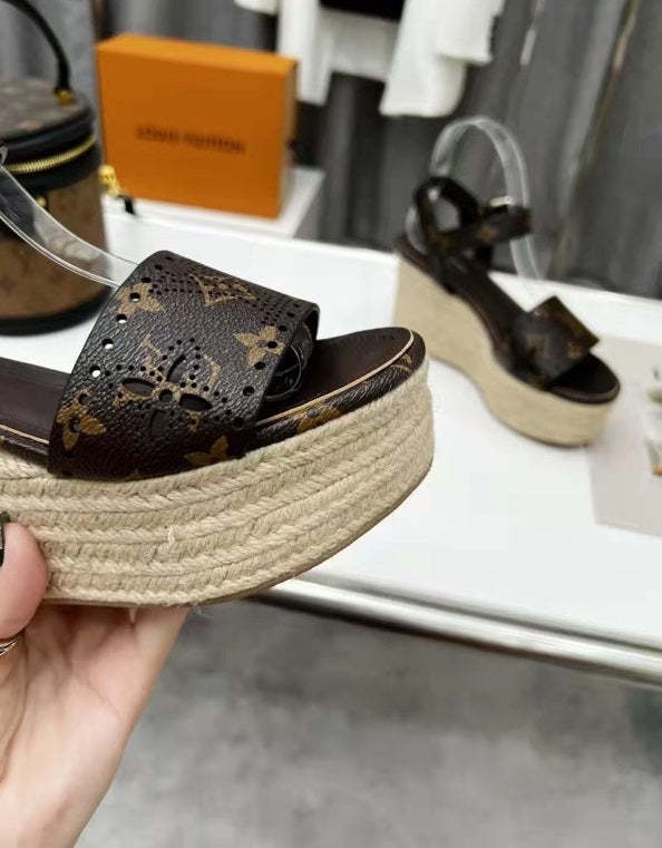 women heel shoes,size 35-42, with box, SS88-462-465