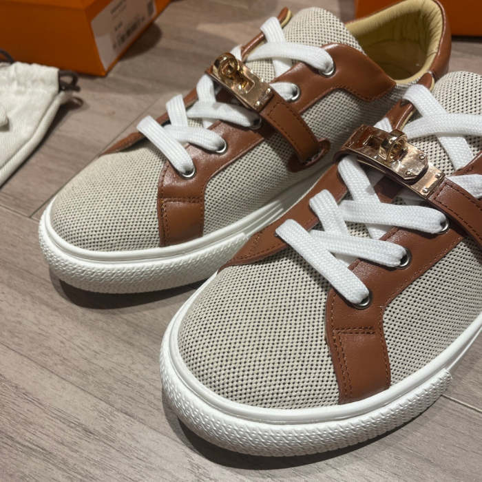 women flat sneakers shoes, size 35-40,with box , SS80-374-375