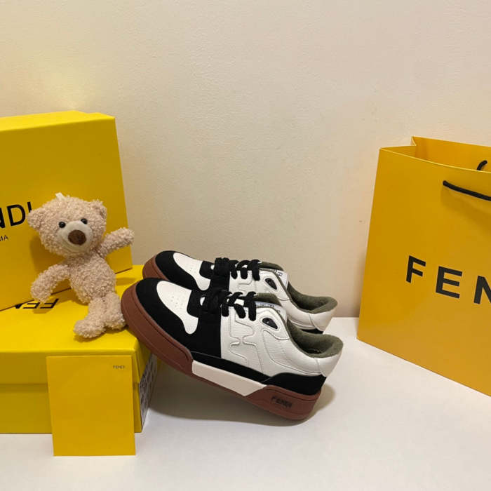 women flat sneakers shoes, size 35-40,with box , SS88-446-449