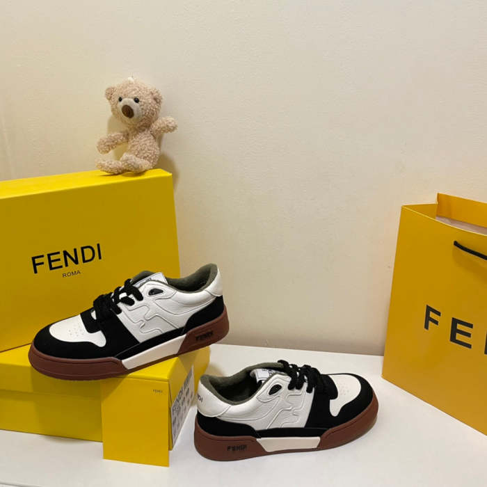 women flat sneakers shoes, size 35-40,with box , SS88-446-449