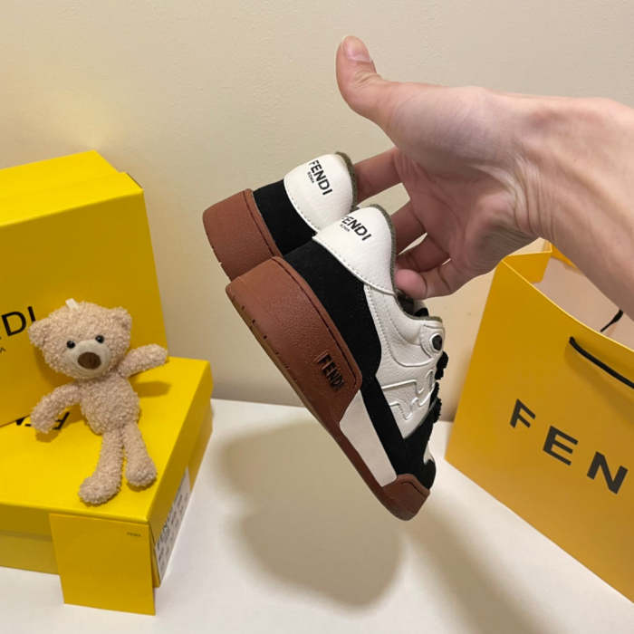 women flat sneakers shoes, size 35-40,with box , SS88-446-449