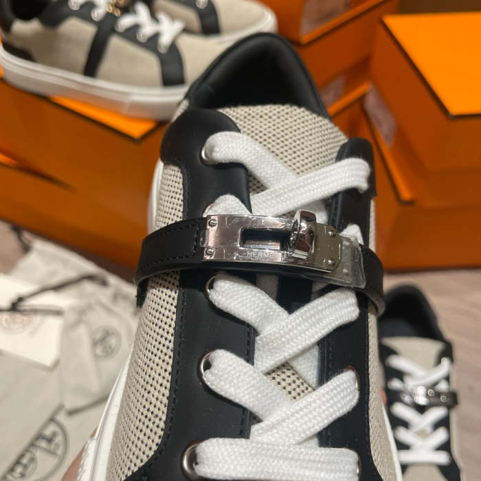 women flat sneakers shoes, size 35-40,with box , SS80-372-373