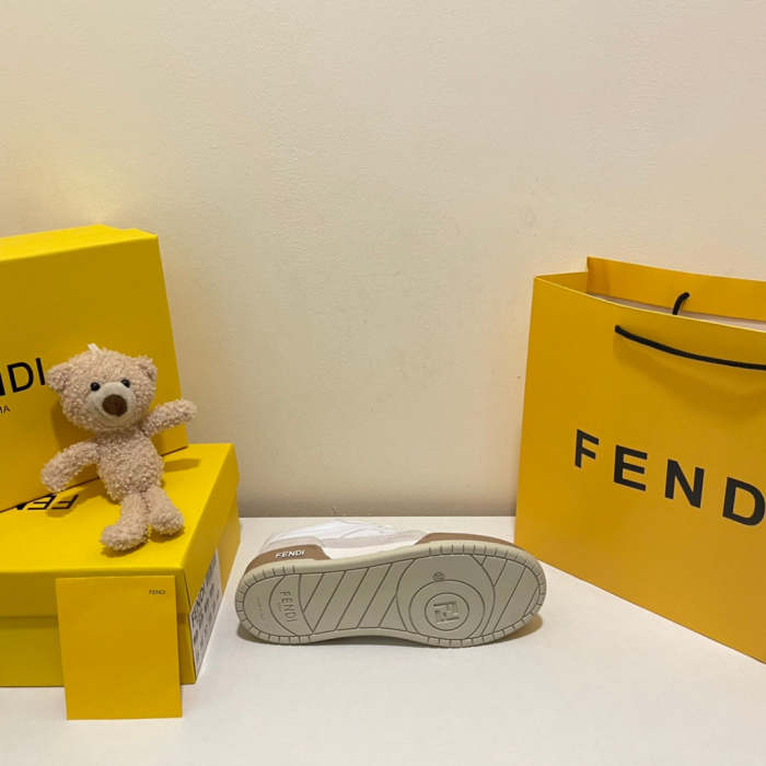 women flat sneakers shoes, size 35-40,with box , SS88-446-449