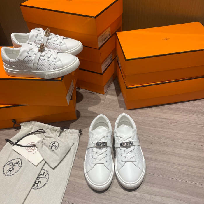 women flat sneakers shoes, size 35-40,with box , SS80-376-377