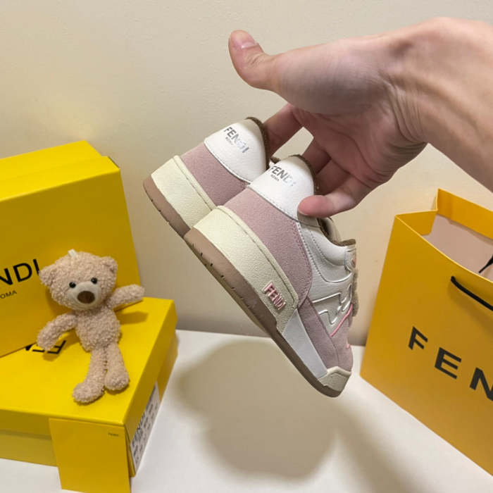 women flat sneakers shoes, size 35-40,with box , SS88-446-449