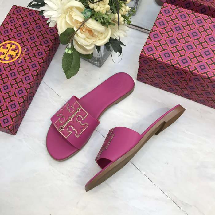 Flat leather sandals slippers , size 34-40 ,with box, SS50-963