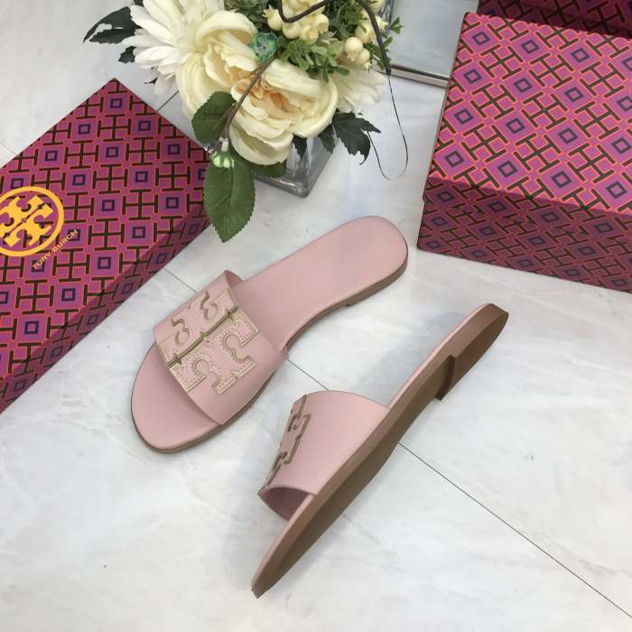 Flat leather sandals slippers , size 34-40 ,with box, SS50-962