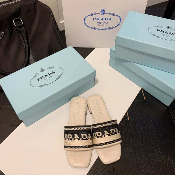Flat leather sandals slippers , size 35-42 ,with box, SS50-975-978