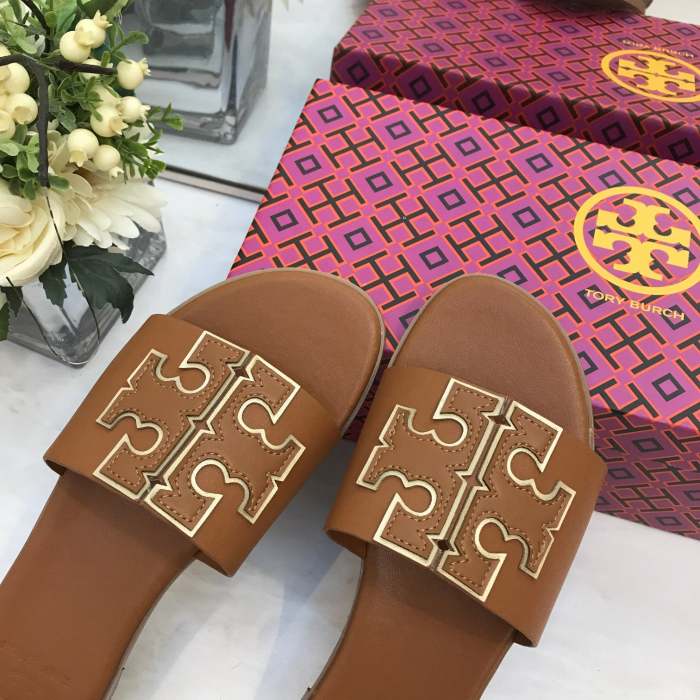 Flat leather sandals slippers , size 34-40 ,with box, SS50-959