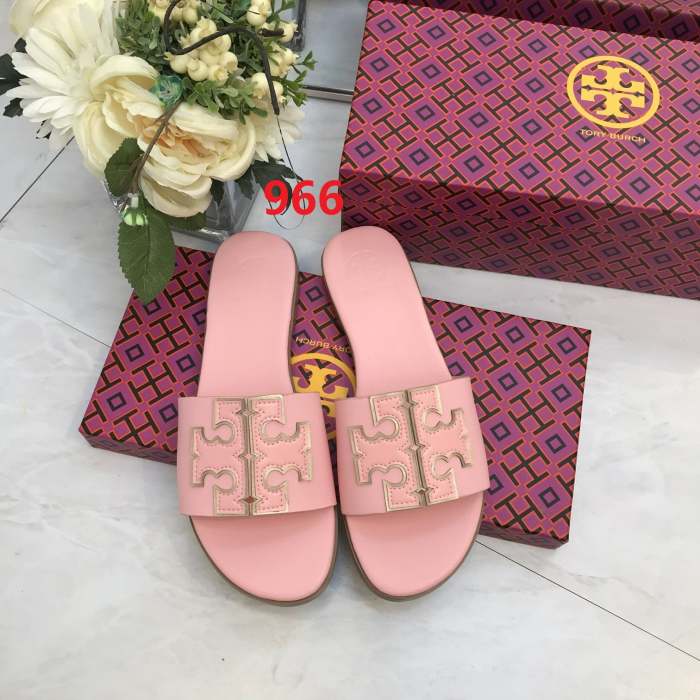 Flat leather sandals slippers , size 34-40 ,with box, SS50-966