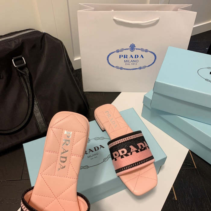 Flat leather sandals slippers , size 35-42 ,with box, SS50-975-978