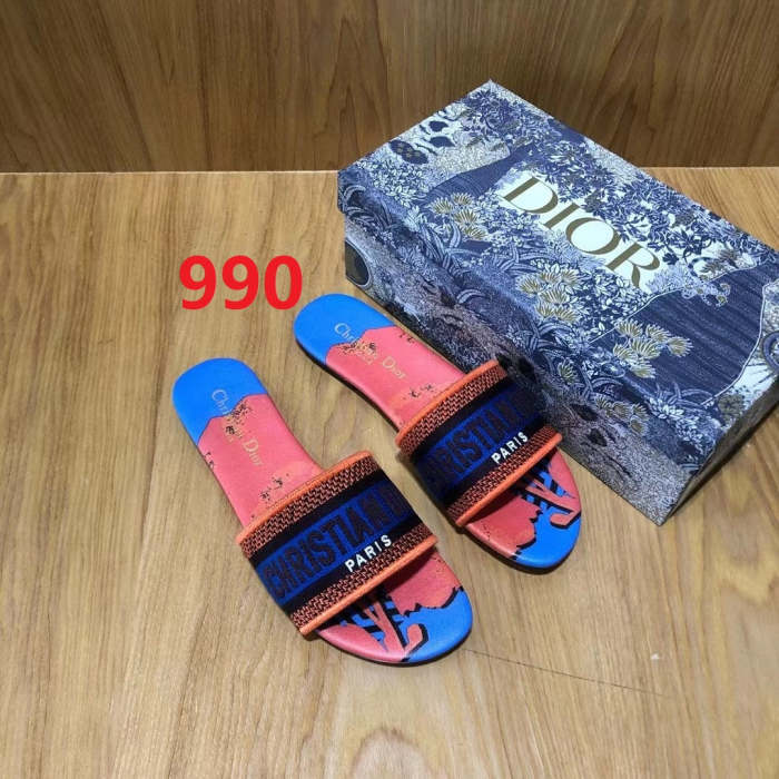 Flat leather sandals slippers , size 34-42 ,with box, SS50-988-991